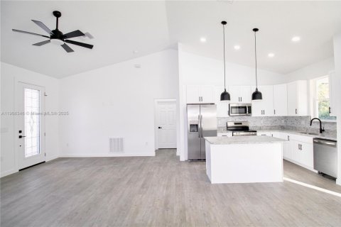 Casa en venta en Sebring, Florida, 3 dormitorios, 138.24 m2 № 1956916 - foto 9