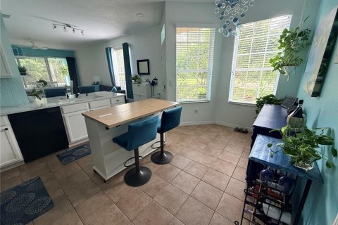 Townhouse in Tampa, Florida 2 bedrooms, 153.94 sq.m. № 2381255 - photo 7
