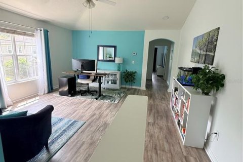 Townhouse in Tampa, Florida 2 bedrooms, 153.94 sq.m. № 2381255 - photo 14