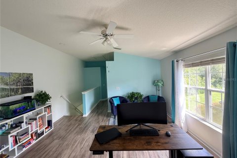 Townhouse in Tampa, Florida 2 bedrooms, 153.94 sq.m. № 2381255 - photo 16