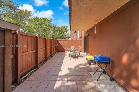 Adosado en venta en Miami, Florida, 2 dormitorios, 123.56 m2 № 2041722 - foto 15