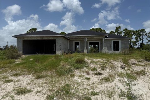 Villa ou maison à vendre à Cape Coral, Floride: 4 chambres, 156.35 m2 № 1848697 - photo 1