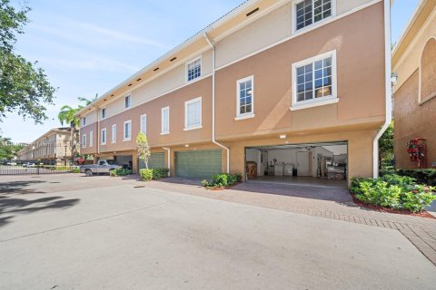 Condo in Aventura, Florida, 3 bedrooms  № 1935906 - photo 3