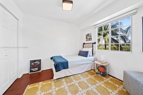Condo in Aventura, Florida, 3 bedrooms  № 1935906 - photo 16