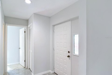 Condo in Venice, Florida, 2 bedrooms № 2220756 - photo 6
