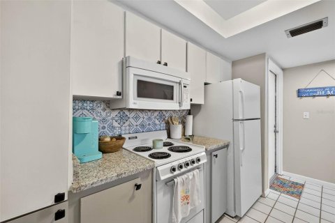 Condominio en venta en Clearwater, Florida, 5 habitaciones, 52.49 m2 № 2092738 - foto 5