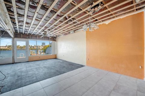 Villa ou maison à vendre à Holmes Beach, Floride: 2 chambres, 90.86 m2 № 1787365 - photo 17