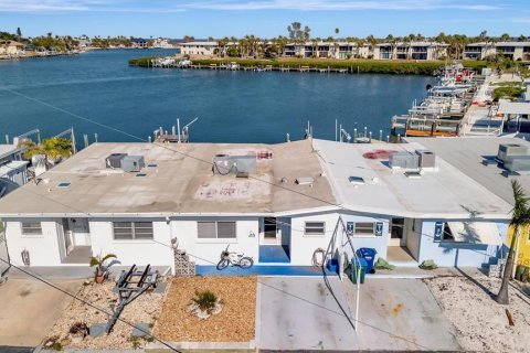 Villa ou maison à vendre à Holmes Beach, Floride: 2 chambres, 90.86 m2 № 1787365 - photo 11