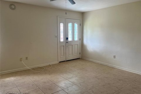 House in Tavares, Florida 3 bedrooms, 215.25 sq.m. № 1765563 - photo 5
