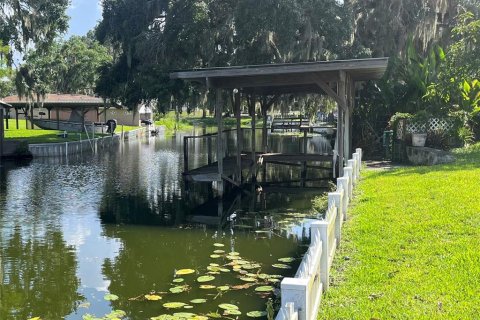 House in Tavares, Florida 3 bedrooms, 215.25 sq.m. № 1765563 - photo 3