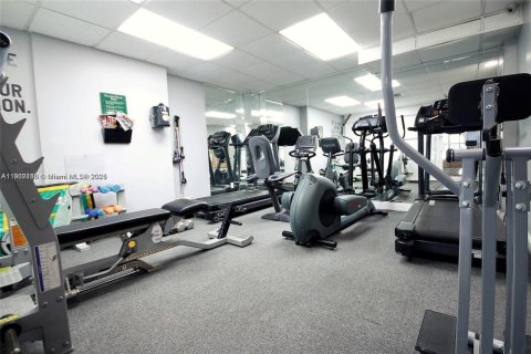 Condominio en alquiler en North Bay Village, Florida, 2 dormitorios, 109.44 m2 № 1964453 - foto 10