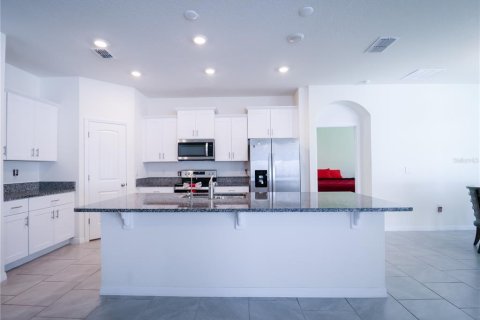 Casa en venta en Kissimmee, Florida, 4 dormitorios, 199.18 m2 № 1918395 - foto 9