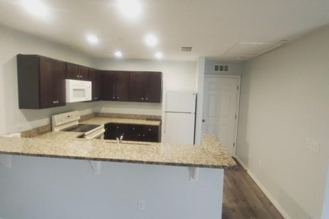 Apartment in Kissimmee, Florida 3 bedrooms, 104.05 sq.m. № 2218674 - photo 2