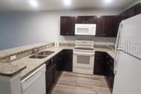Apartment in Kissimmee, Florida 3 bedrooms, 104.05 sq.m. № 2218674 - photo 3