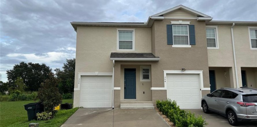 Adosado en Davenport, Florida 3 dormitorios, 150.97 m2 № 1901782