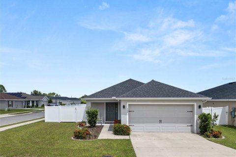 House in Davenport, Florida 3 bedrooms, 139.07 sq.m. № 1909633 - photo 2