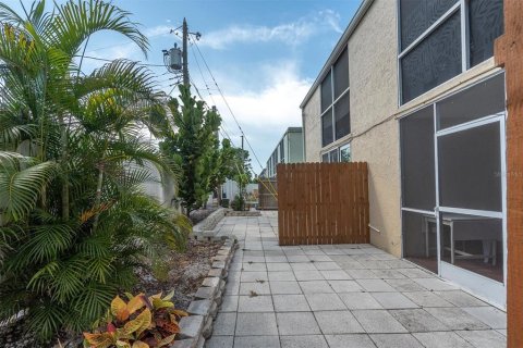 Купить кондоминиум в Сент-Пит-Бич, Флорида 3 комнаты, 49.24м2, № 2232174 - фото 20