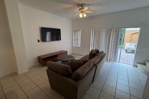Touwnhouse à vendre à Kissimmee, Floride: 3 chambres, 119.47 m2 № 2107398 - photo 4