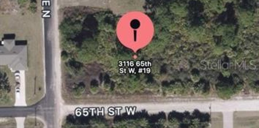 Land in Lehigh Acres, Florida № 2160915