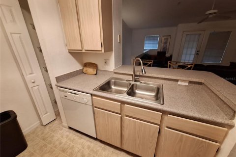 Copropriété à louer à Bradenton, Floride: 1 chambre, 69.86 m2 № 2376756 - photo 12
