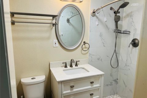 House in Orlando, Florida 1 bedroom, 50.54 sq.m. № 2231909 - photo 11