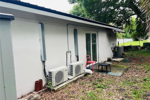House in Orlando, Florida 1 bedroom, 50.54 sq.m. № 2231909 - photo 15