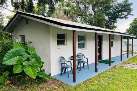 House in Orlando, Florida 1 bedroom, 50.54 sq.m. № 2231909