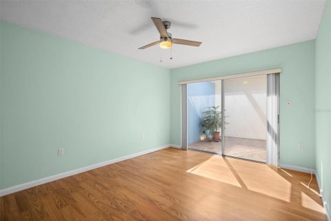 Casa en venta en Pinellas Park, Florida, 2 dormitorios, 100.8 m2 № 1565052 - foto 25