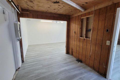 Propiedad comercial en alquiler en Englewood, Florida № 1885277 - foto 11
