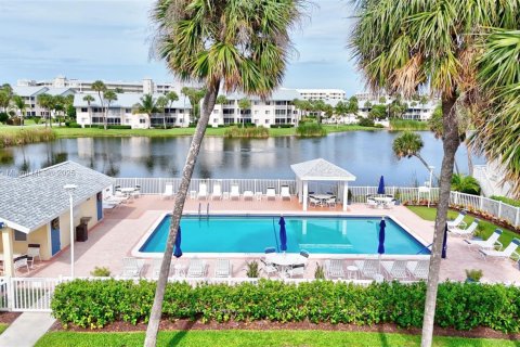 Condominio en venta en Hutchinson Island South, Florida, 2 dormitorios, 122.91 m2 № 1940384 - foto 22