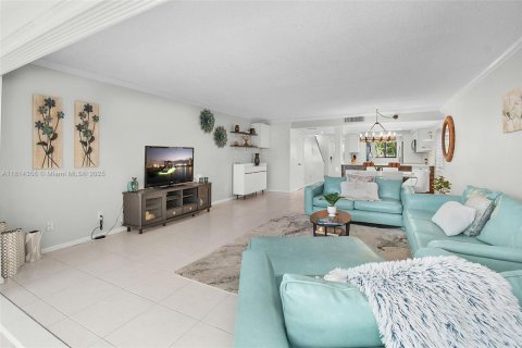 Condominio en venta en Hutchinson Island South, Florida, 2 dormitorios, 122.91 m2 № 1940384 - foto 15