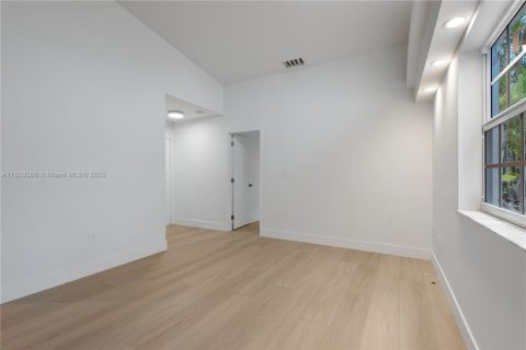 Casa en venta en Cutler Bay, Florida, 3 dormitorios, 112.78 m2 № 1804493 - foto 26