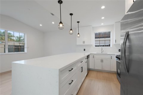 Casa en venta en Cutler Bay, Florida, 3 dormitorios, 112.78 m2 № 1804493 - foto 24