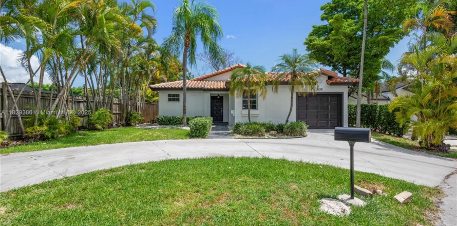 Casa en Cutler Bay, Florida 3 dormitorios, 112.78 m2 № 1804493