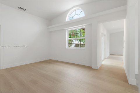Casa en venta en Cutler Bay, Florida, 3 dormitorios, 112.78 m2 № 1804493 - foto 10