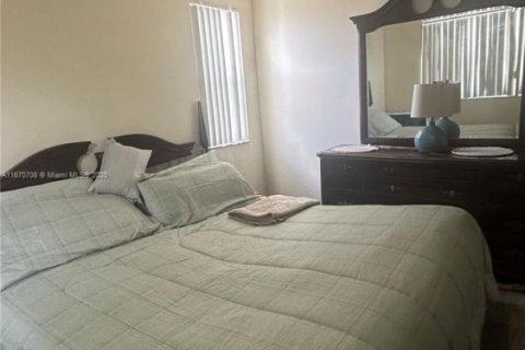 Casa en venta en Miramar, Florida, 3 dormitorios, 167.04 m2 № 1398038 - foto 9
