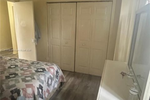 Casa en venta en Miramar, Florida, 3 dormitorios, 167.04 m2 № 1398038 - foto 8