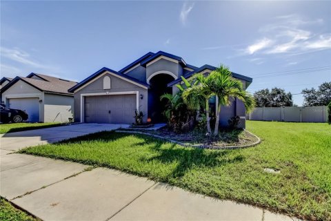 Villa ou maison à Ruskin, Floride 4 chambres, 171.4 m2 № 2321027