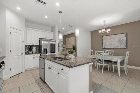 House in Bradenton, Florida 3 bedrooms, 164.07 sq.m. № 1883461 - photo 9