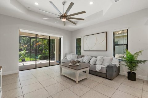 House in Bradenton, Florida 3 bedrooms, 164.07 sq.m. № 1883461 - photo 14