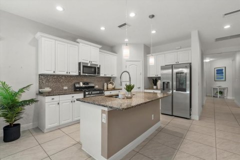 House in Bradenton, Florida 3 bedrooms, 164.07 sq.m. № 1883461 - photo 8