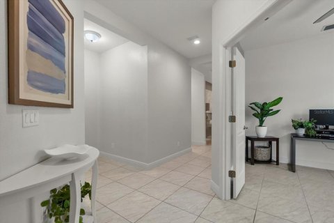 House in Bradenton, Florida 3 bedrooms, 164.07 sq.m. № 1883461 - photo 26