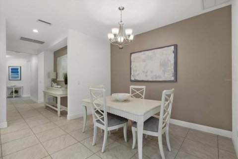 House in Bradenton, Florida 3 bedrooms, 164.07 sq.m. № 1883461 - photo 17
