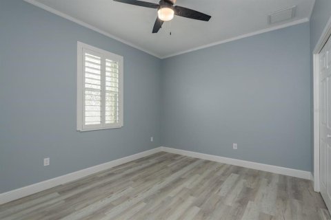 House in Tarpon Springs, Florida 4 bedrooms, 169.92 sq.m. № 1690659 - photo 18