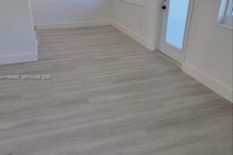 Copropriété à vendre à Hallandale Beach, Floride: 2 chambres, 80.82 m2 № 2050814 - photo 20