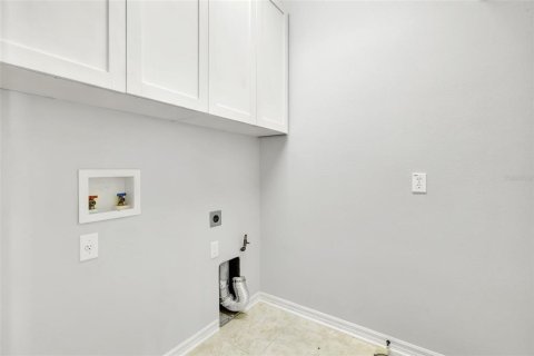 House in Brandon, Florida 4 bedrooms, 210.89 sq.m. № 1533568 - photo 29