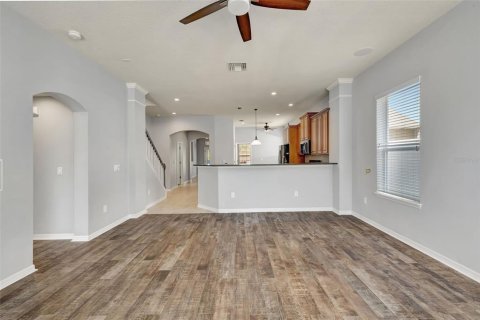 House in Brandon, Florida 4 bedrooms, 210.89 sq.m. № 1533568 - photo 10