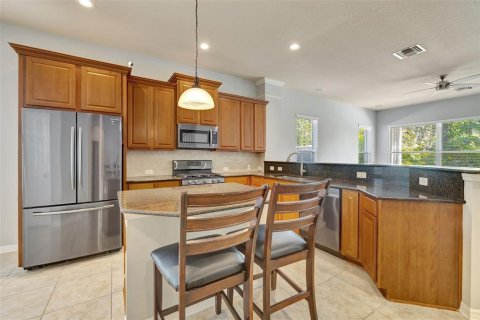 House in Brandon, Florida 4 bedrooms, 210.89 sq.m. № 1533568 - photo 19