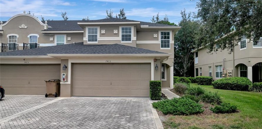 Touwnhouse à Temple Terrace, Floride 4 chambres, 200.39 m2 № 2290938