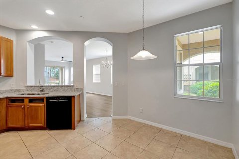 Touwnhouse à vendre à Temple Terrace, Floride: 4 chambres, 200.39 m2 № 2290938 - photo 16